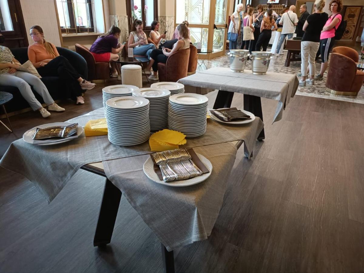 Pracatinat Hotel & Restaurant Fenestrelle Dış mekan fotoğraf