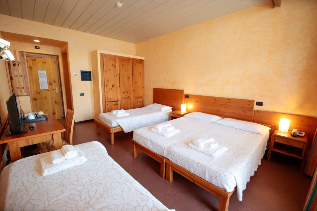 Pracatinat Hotel & Restaurant Fenestrelle Dış mekan fotoğraf